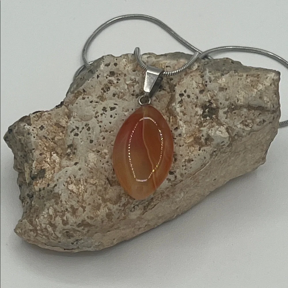 Elegant Silver and Orange Carnelian Agate Pendant Necklace